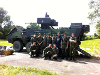 Vojenští studenti programu Erasmus na exkurzi u bojového útvaru AČR