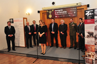 Univerzita obrany se účastní výstavy vysokoškolských insignií