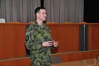Generálové přednášeli na Univerzitě obrany